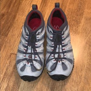 Merrell hiking shoe/trail shoe